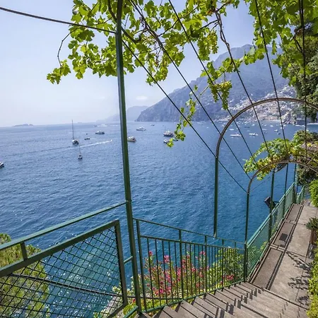 - Lo Scoglio Positano