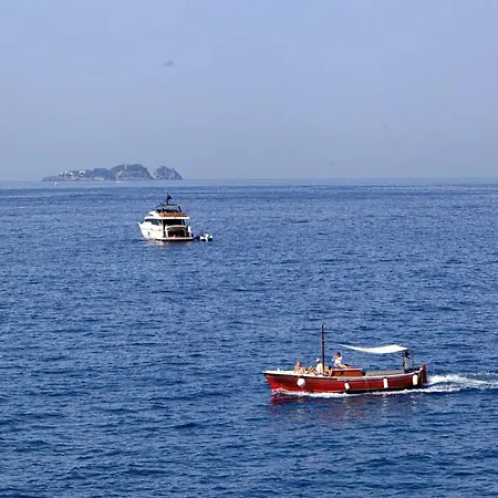 - Lo Scoglio Villa Positano