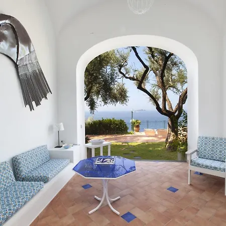 - Lo Scoglio Villa Positano