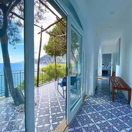 - Lo Scoglio Villa Positano