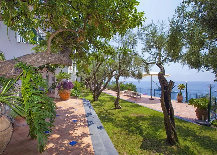 빌라 - Lo Scoglio *