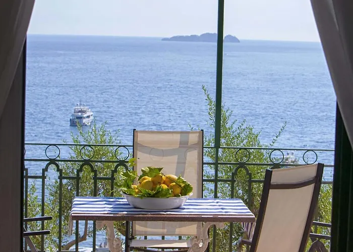 - Lo Scoglio * 포지타노