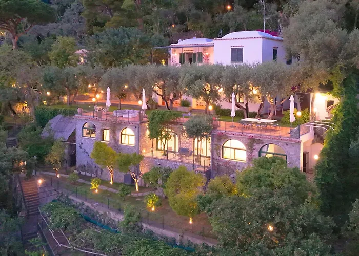 - Lo Scoglio 포지타노