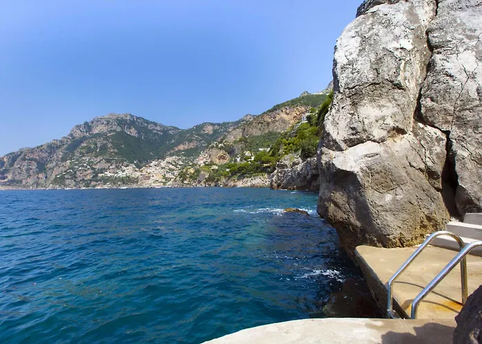 - Lo Scoglio 포지타노