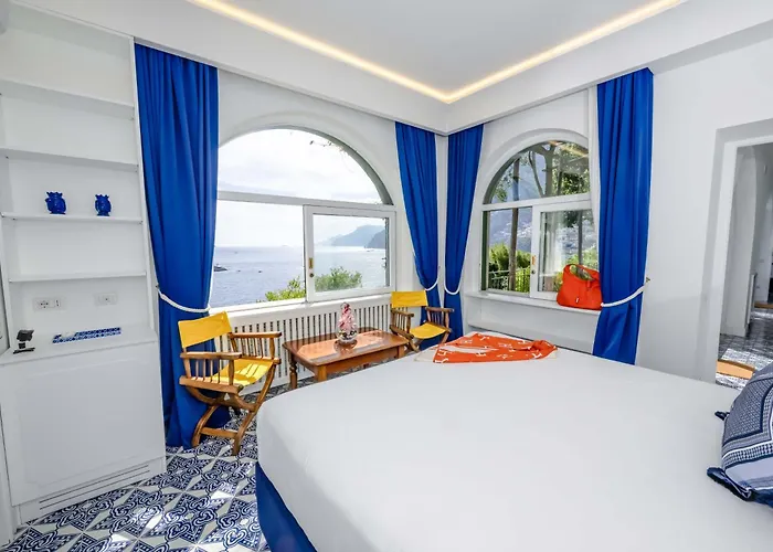 - Lo Scoglio 포지타노